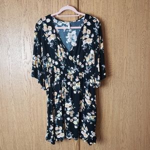XL Xhilaration women's floral tunic top